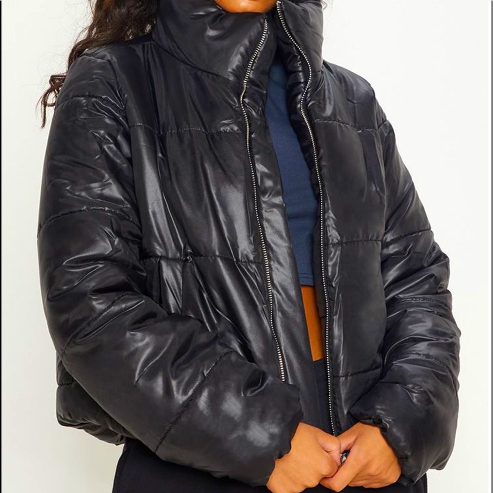 Black Cropped Puffer jacket